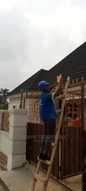 Fence Security System (Electric Wires)