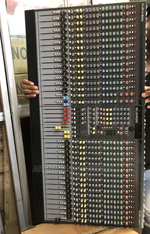 Allen Hearth GL2400 32channel Mixer