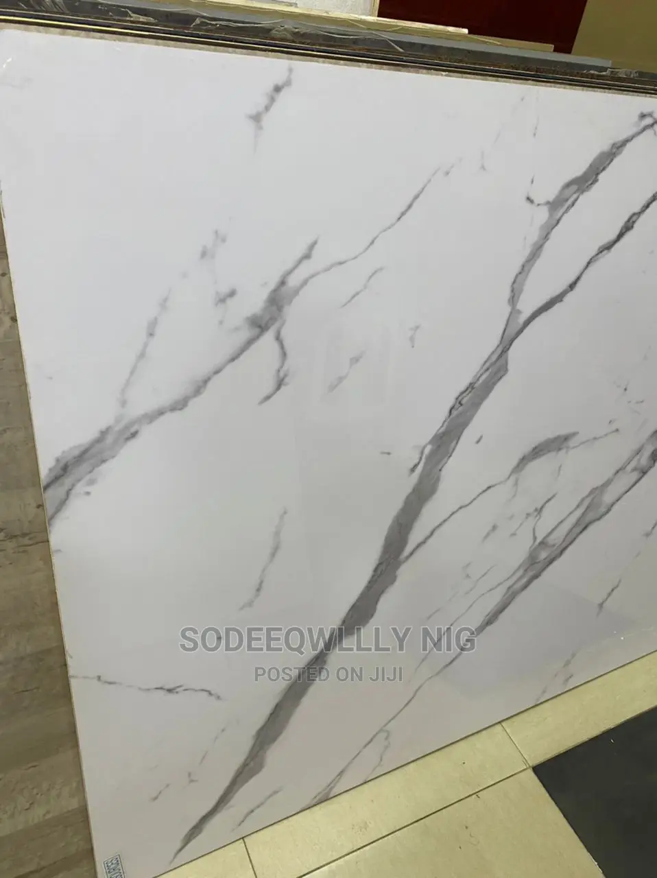 Mable HDF White