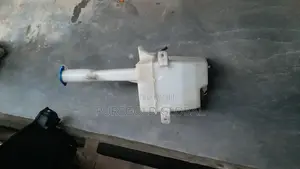 Water Reservoir for Hyundai Sonata 2011