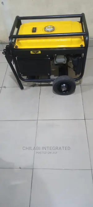 Very Clean, 2.8KVA SUMEC FIRMAN SPG3000E2 Copper Generator