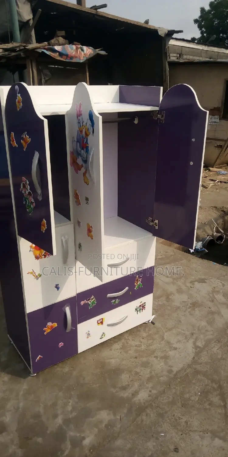 5ft X 3ft Baby Wardrobe