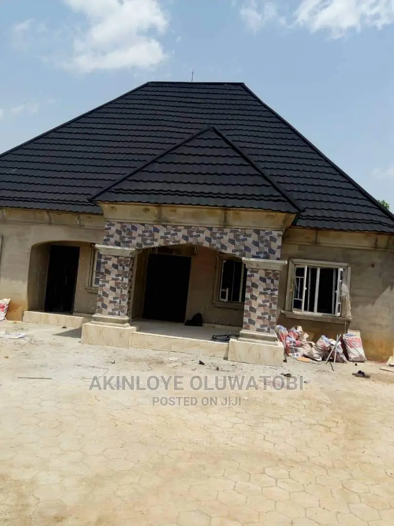 Professional Tiles Layer