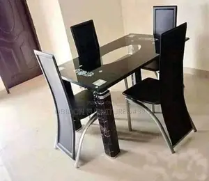Portable Glass Dining