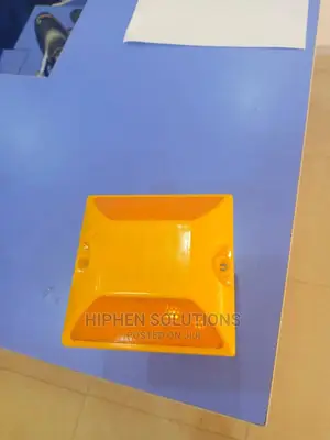 High Brightness Durable Plastic Side Cat Eyes