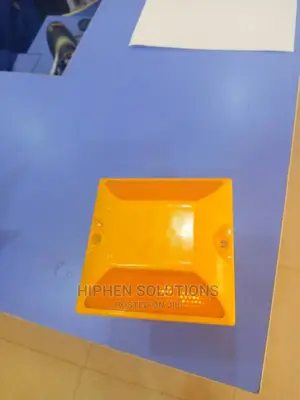 Durable Plastic Side Cat Eyes