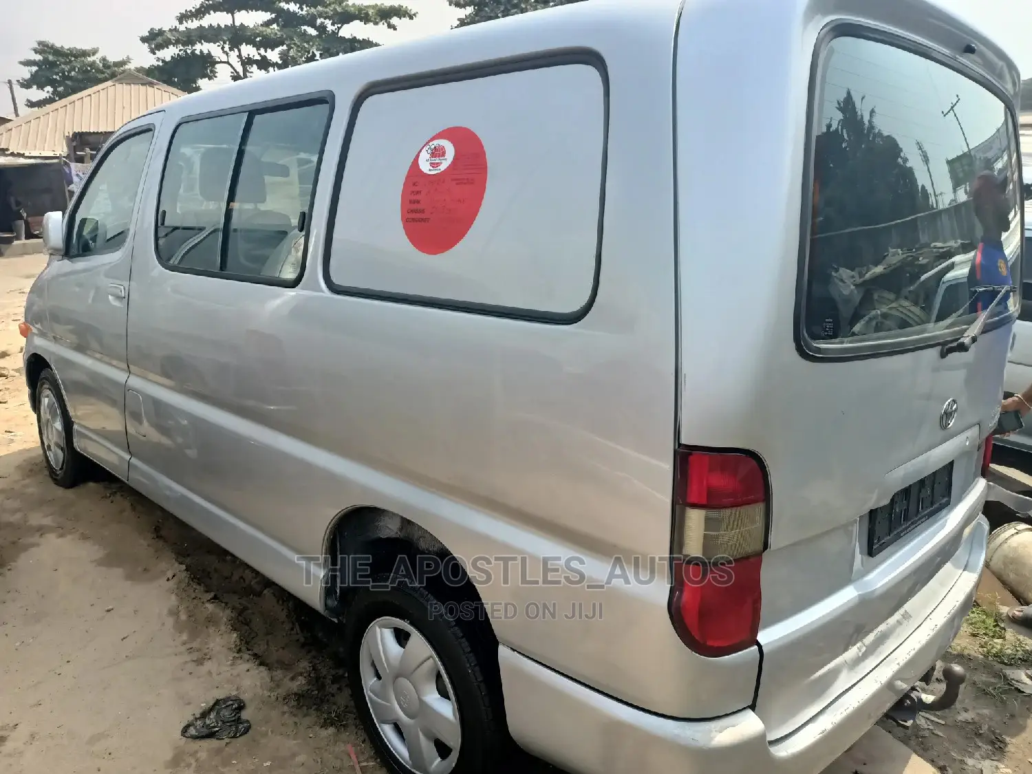Toyota HiAce 2004 Silver