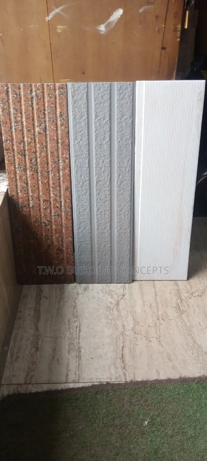15/50 China Outside Wall