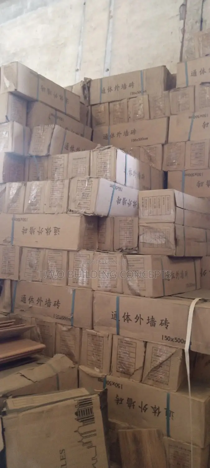 15/50 China Outside Wall