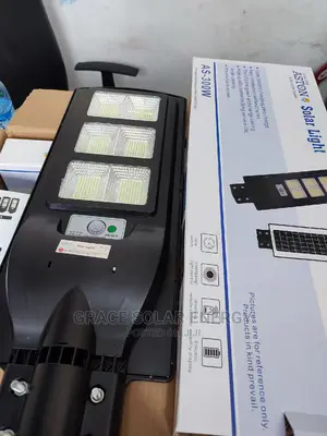 Aston 300w Solar Street Light