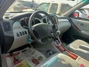 Toyota Highlander V6 AWD 2004 Blue