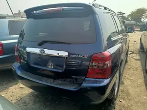 Toyota Highlander V6 AWD 2004 Blue