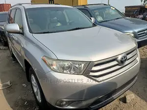 Toyota Highlander Limited 2012 Silver