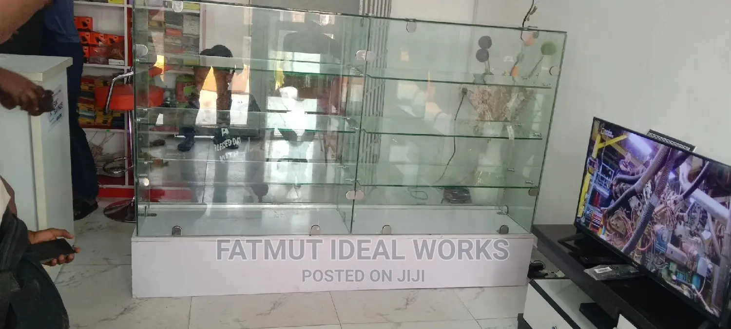 Frameless Display Shelf