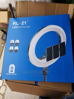 18” Inches Automatic Ringlight With Remote Control