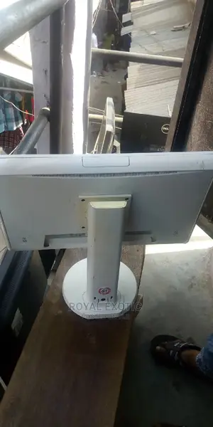 22 Inches Monitor Hdmi,