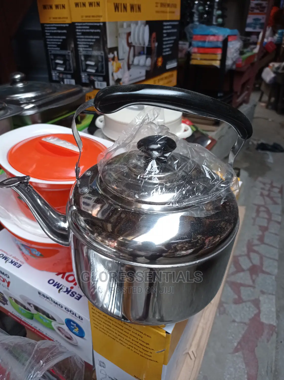 Whistle Kettle (Different Sizes)