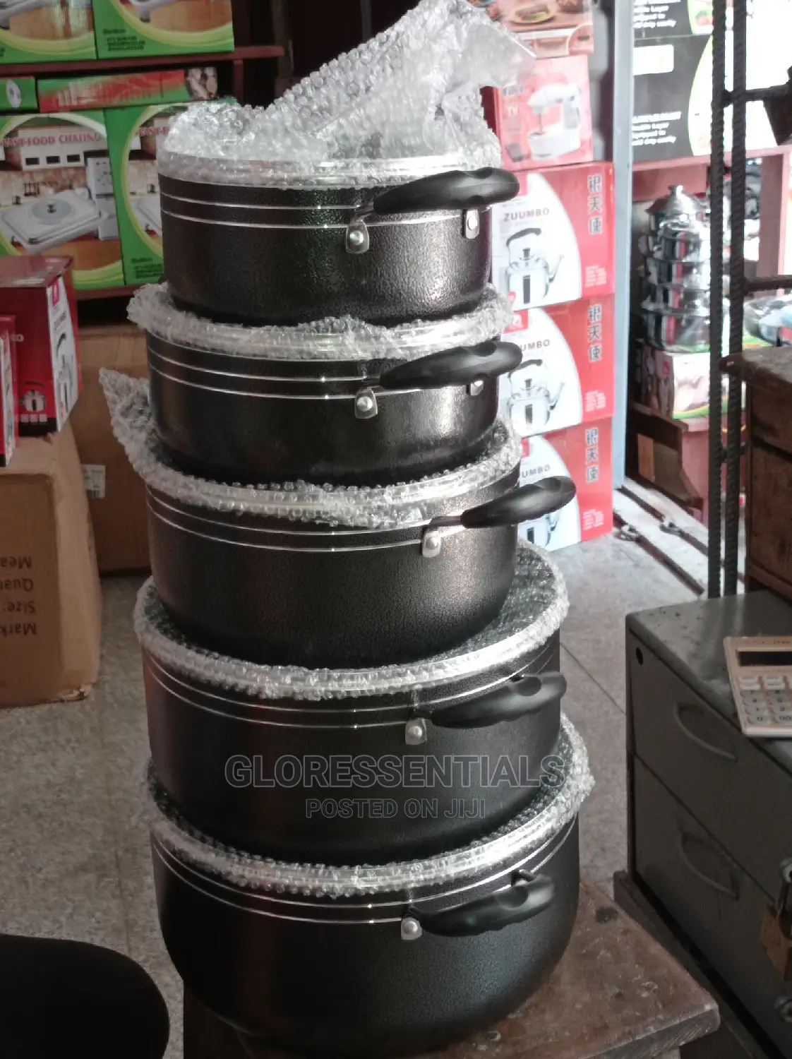 Non Stick Pots