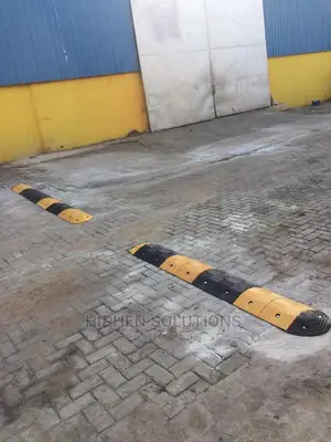 Rubber Speed Bumps For Safety