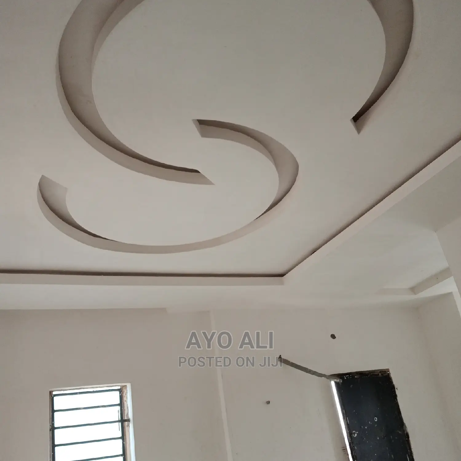 Pop Ceiling Design and Screeding