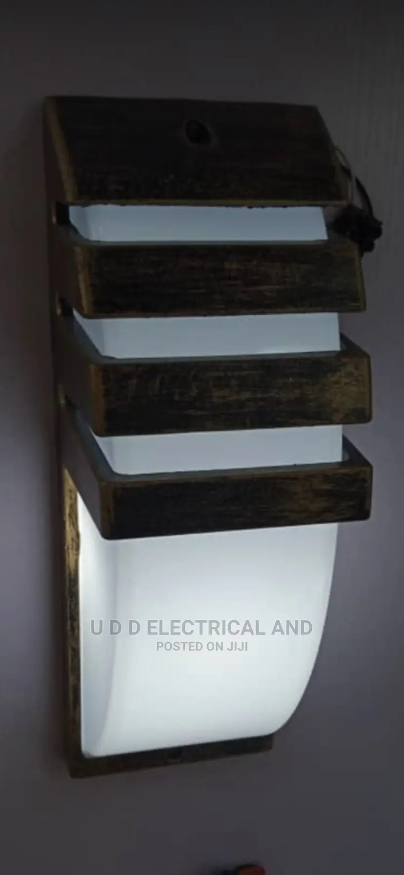 Security Outdoor Wall Bracket Lights