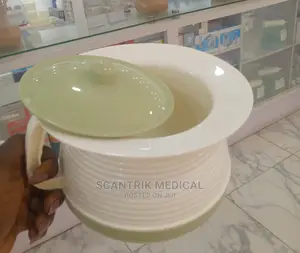 Hospital Equipment Vomit Bowl,