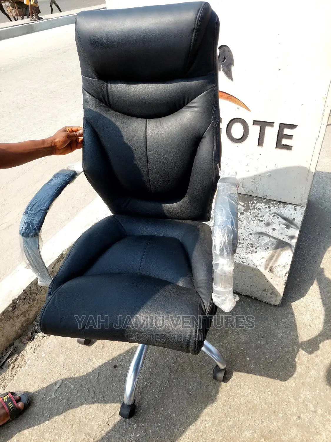 Executive Chair