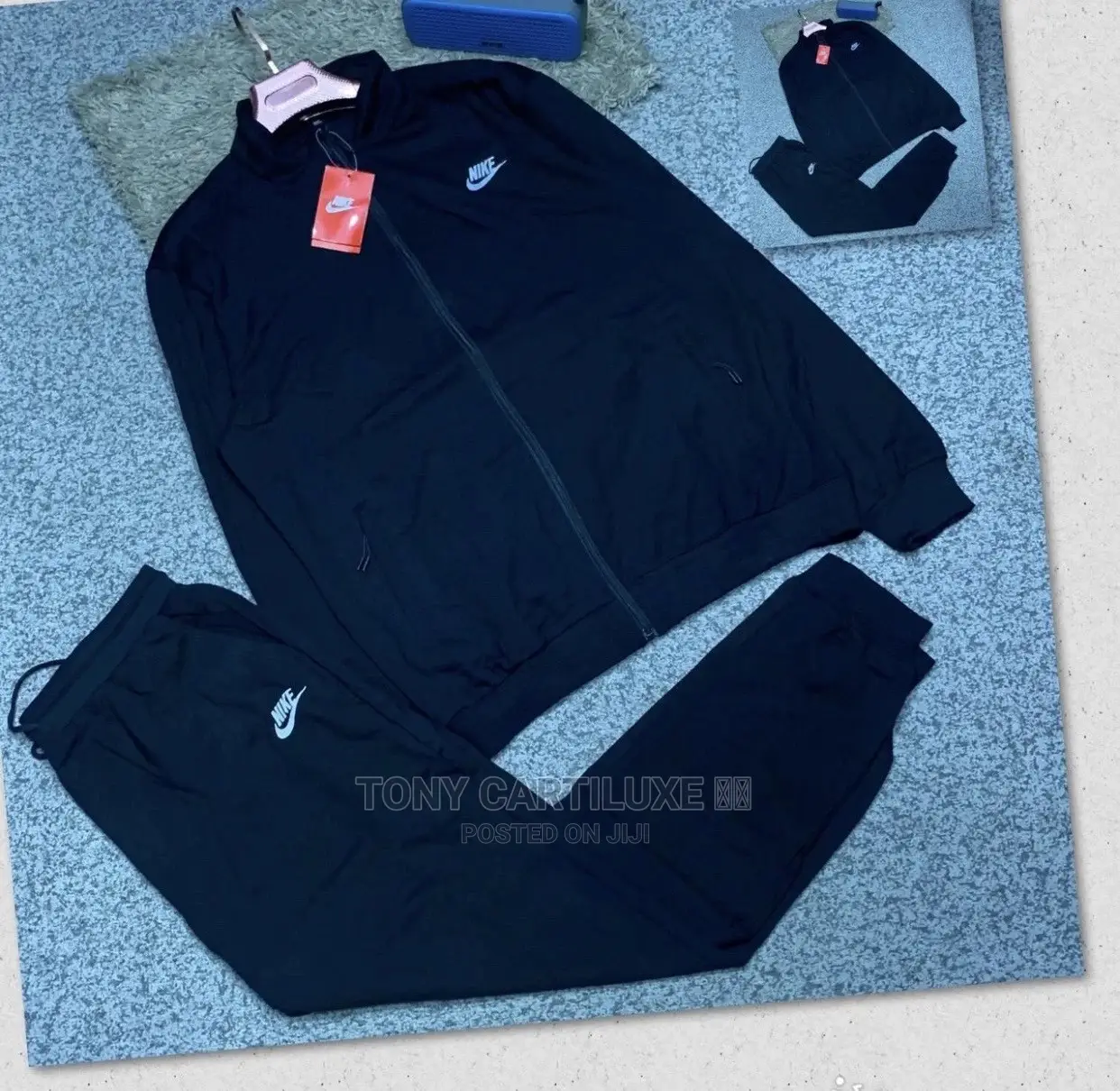 Nike/Addidas