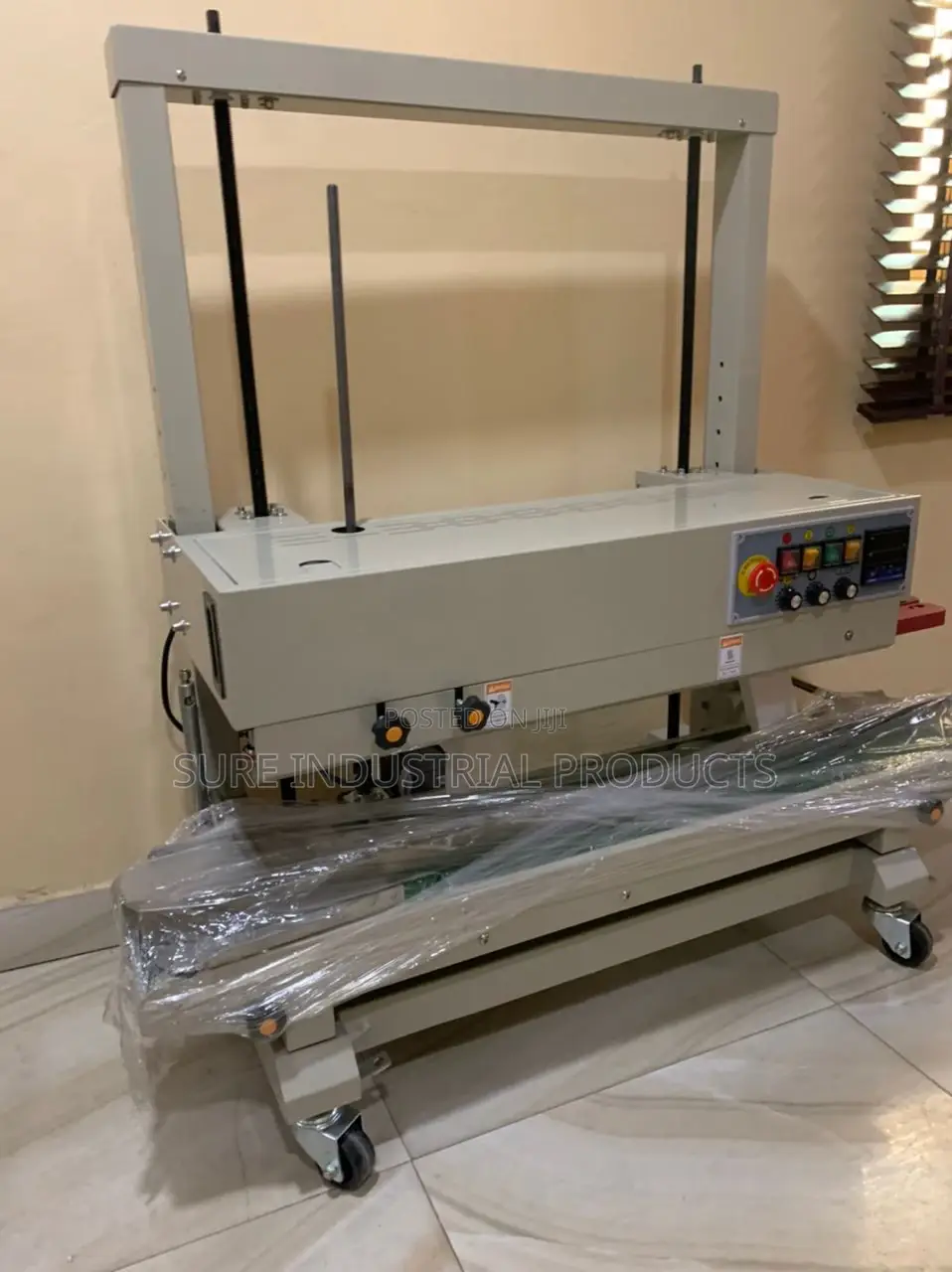 Band Sealing Solid Ink Coding Band Sealing Machine