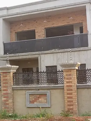 Front Sir House Railings