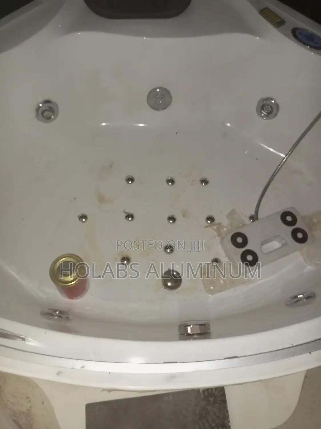 Toilet Jacuzzi