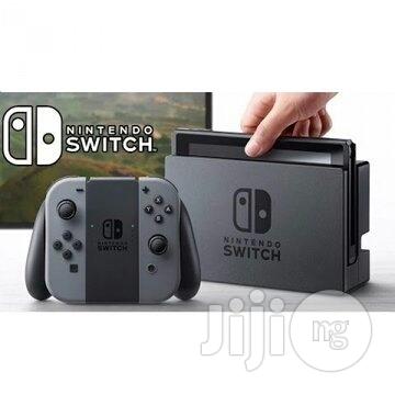 Nintendo Switch - Black.