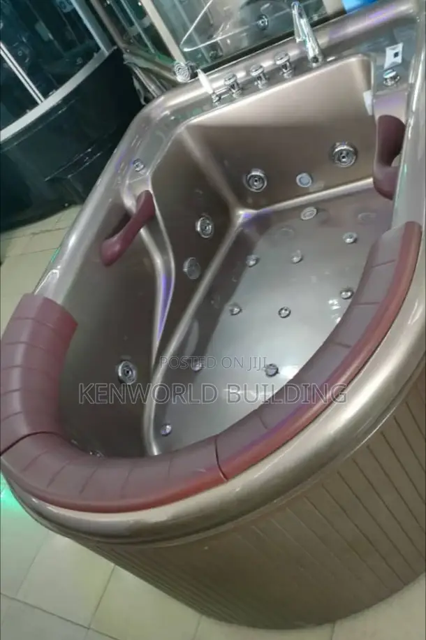 Executive Jacuzzi Bath Tub