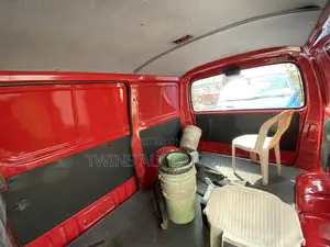 Toyota HiAce 2006