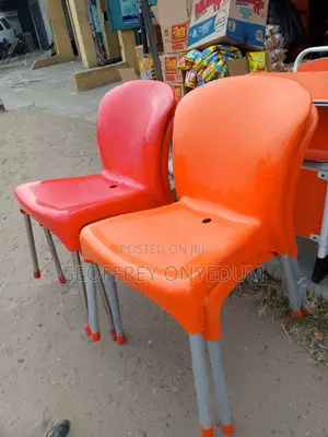 Chair With Metal Legs