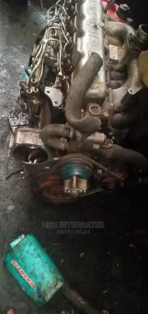 SD 33 Diesel Engine