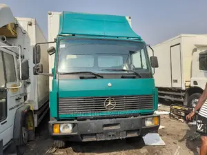 Green Benz Truck 814