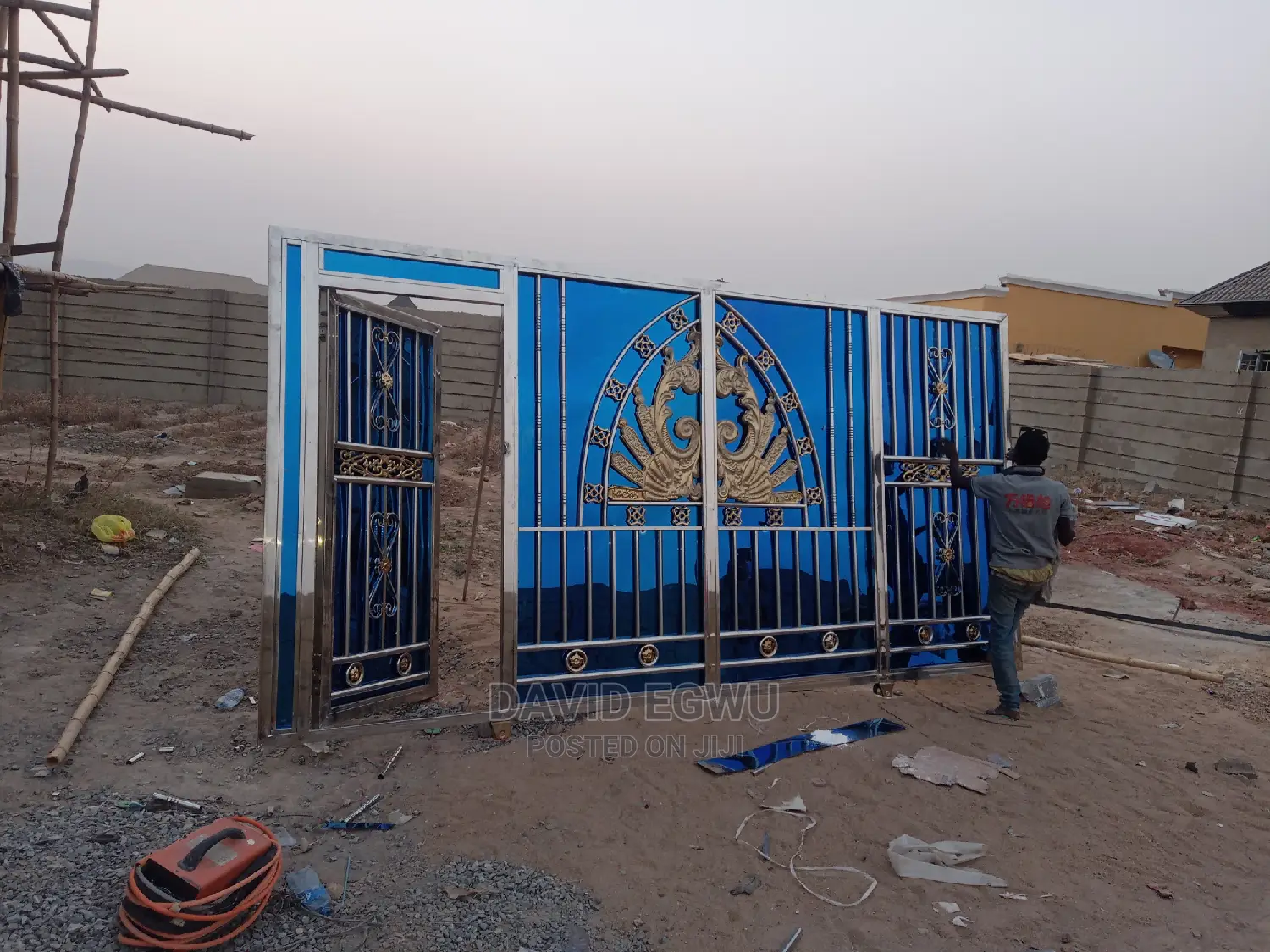 Stainless Gate With Gold Design