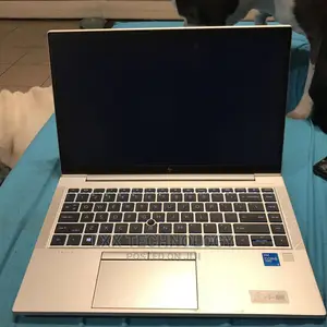New Laptop HP EliteBook 840 G8 16GB Intel Core I7 SSD 512GB