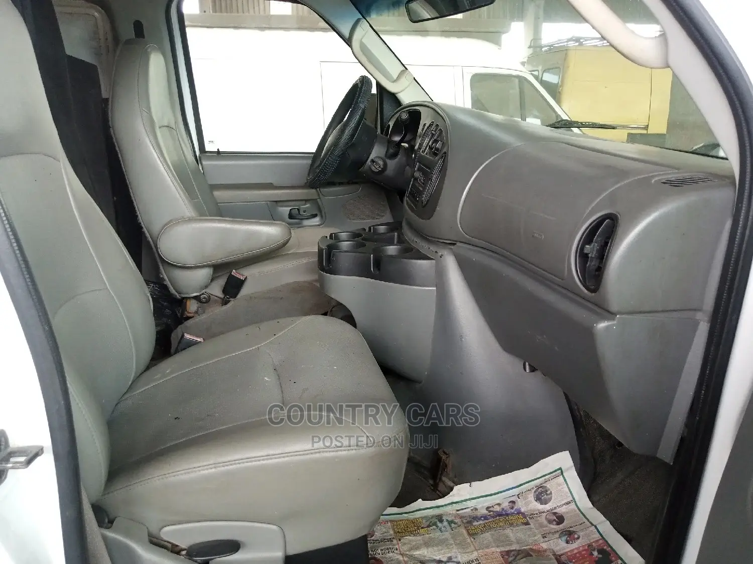 Ford E350 2008 White