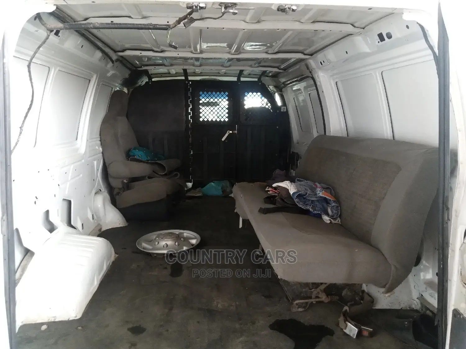 Ford E350 2008 White
