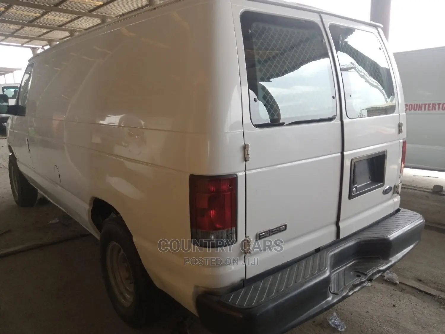 Ford E350 2008 White