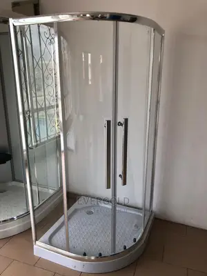 90×90 6mm Shower Cubicle With Trey