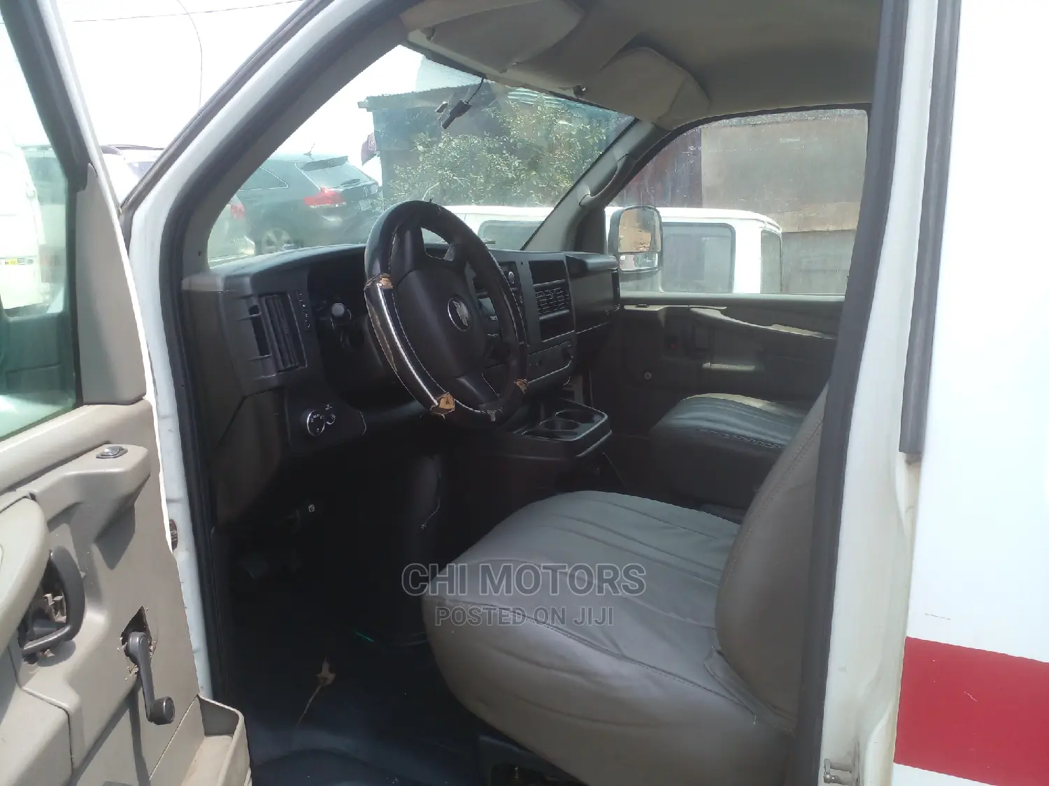 Chevrolet Chevy 2007 White