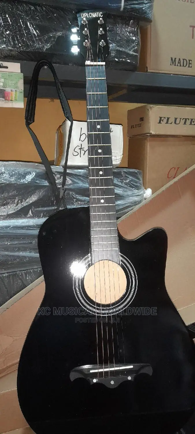 Medium Size Accoustic Box Guitar