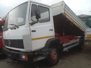 Mercedes Truck 814 Tipper