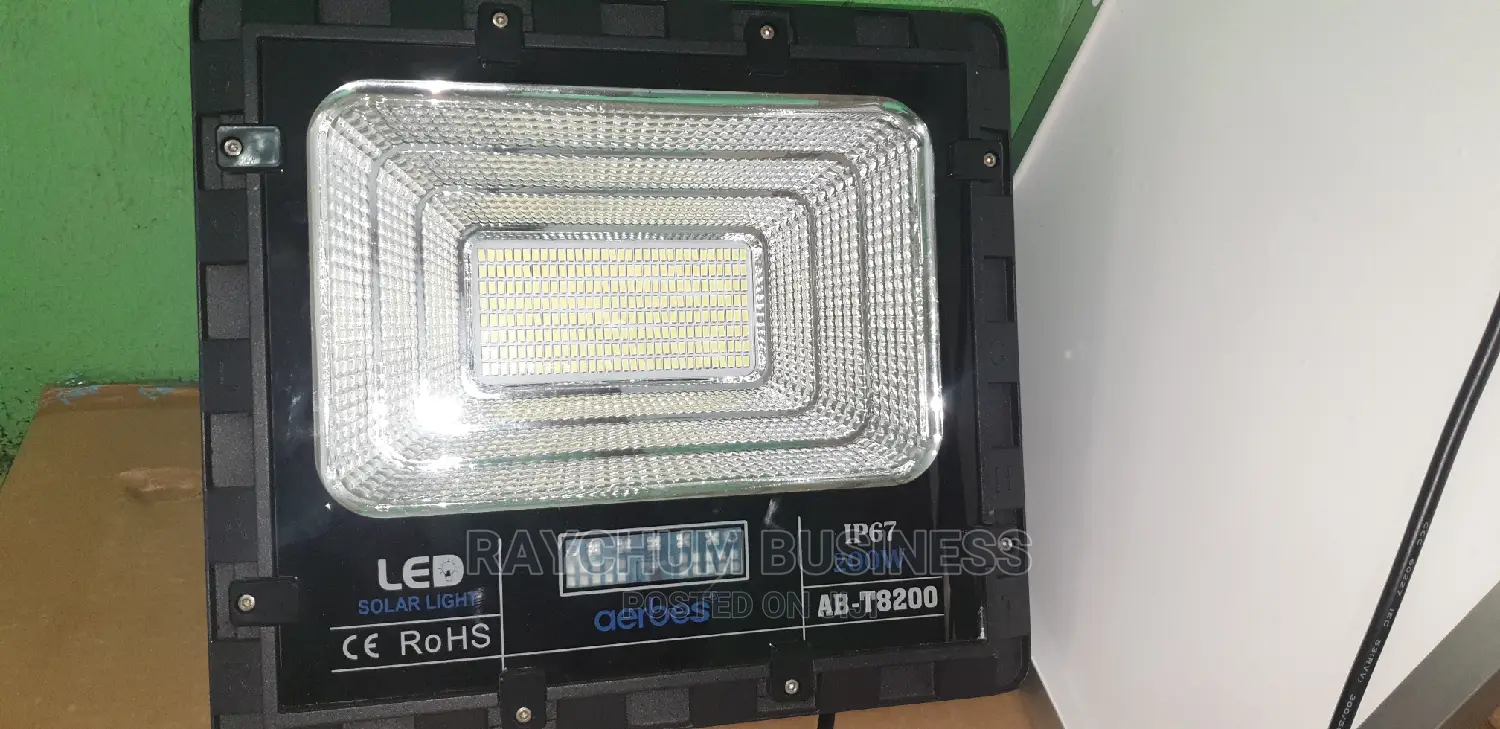 Big Face Solar Flood Light 200w Big Batteries