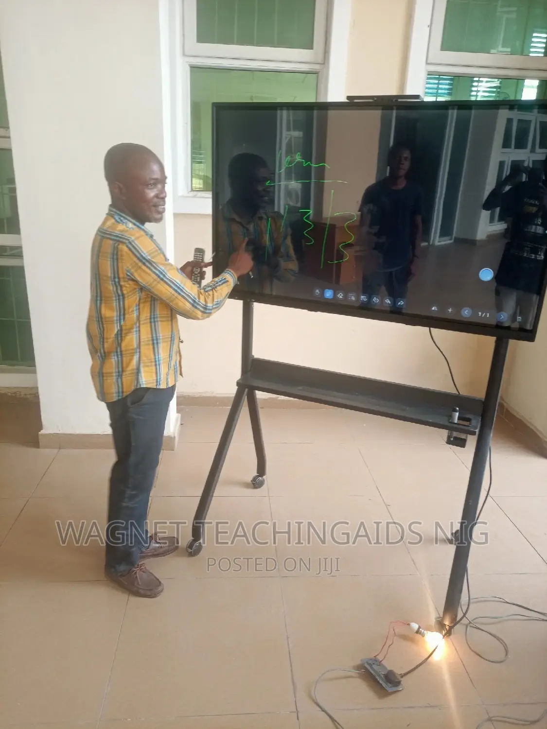 75x75inches Interactive Panel With Stand