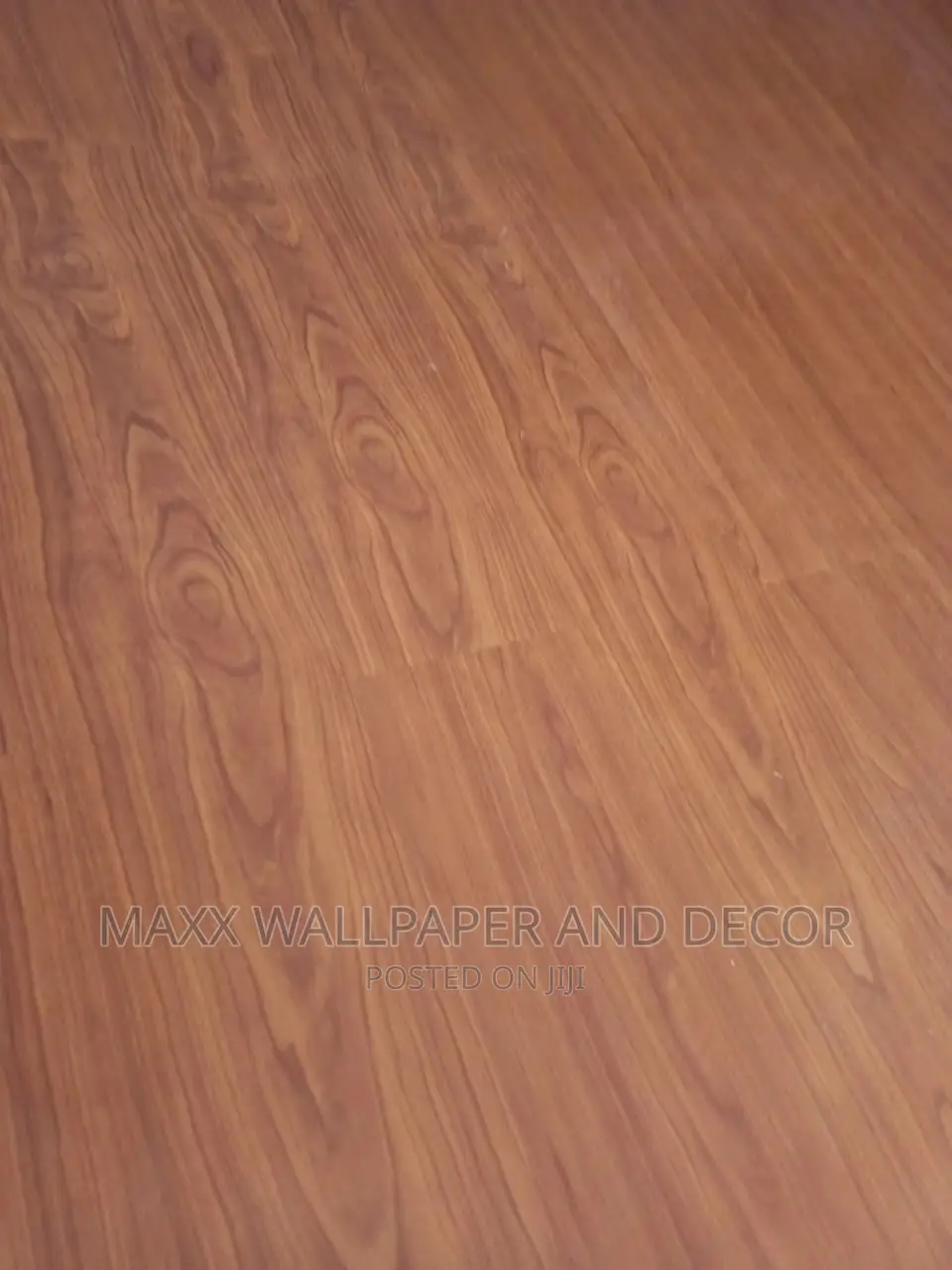 Wood Laminate Floor Available in Different Shades