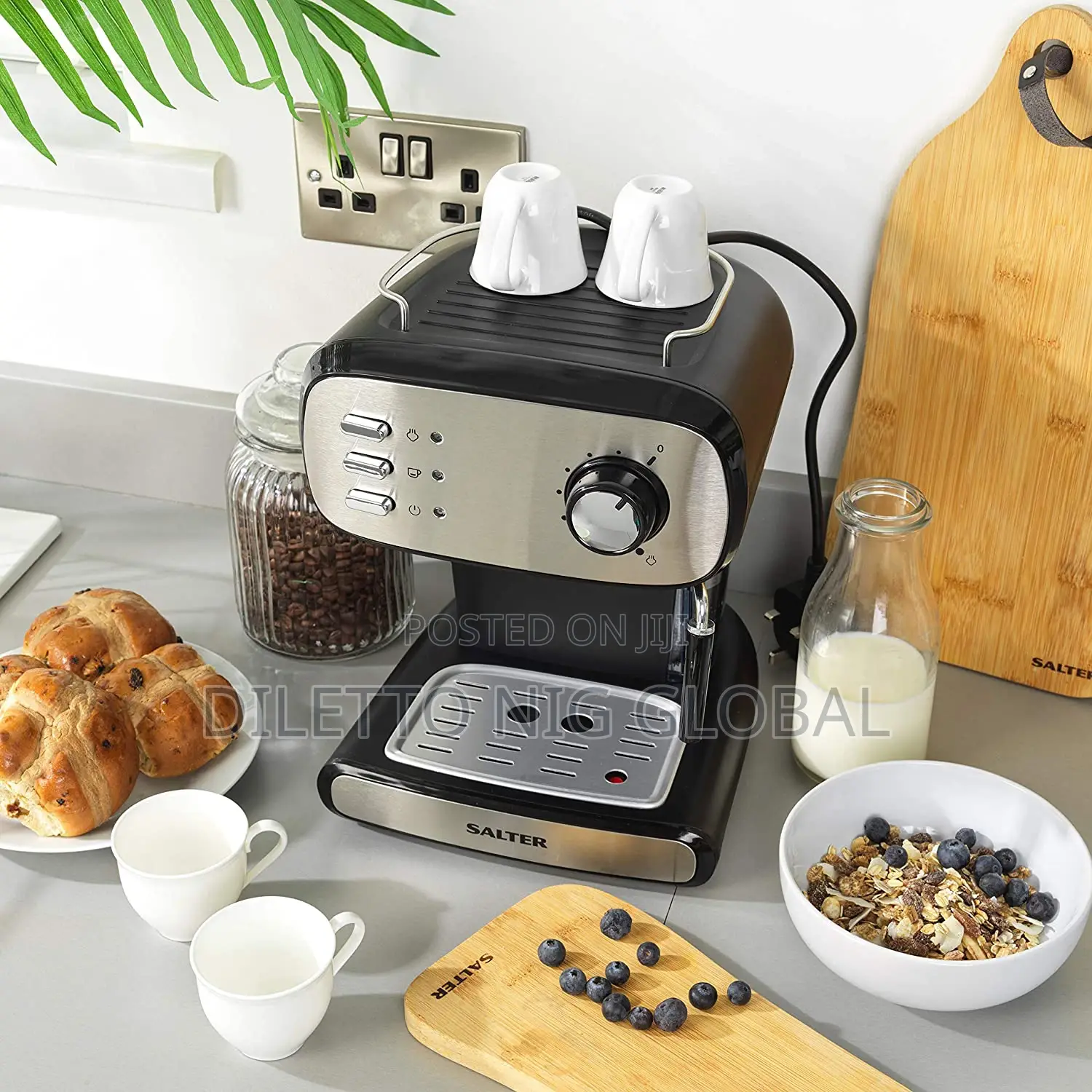 Salter Caffé Barista Pro Espresso Machine and Coffee Maker